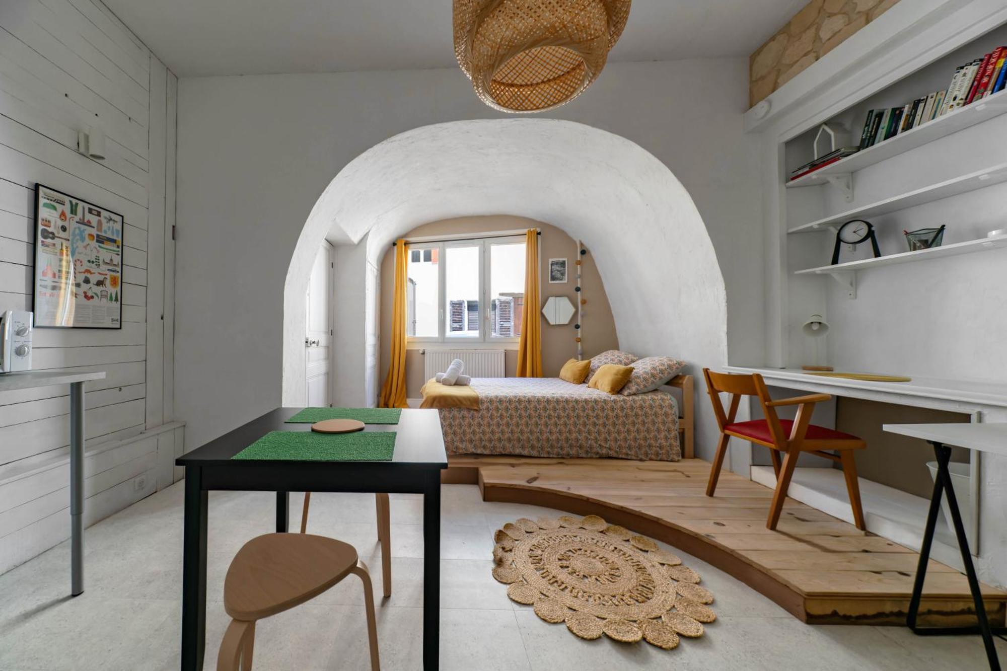 Grande Maison Cusset - Maison De Ville - 3 Chambres Eksteriør bilde